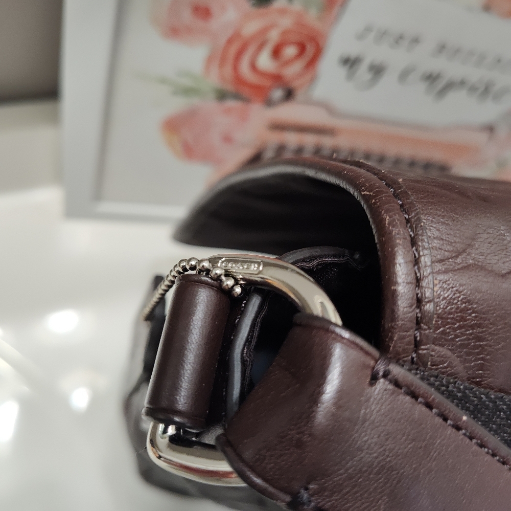 🤎EUC Coach Signature Monogram Logo Adjustable Crossbody Messenger Bag, Chocolat - Picture 16 of 16